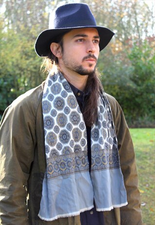 VINTAGE 70S MOD PAISLEY SCARF - SAMMY - INDIE