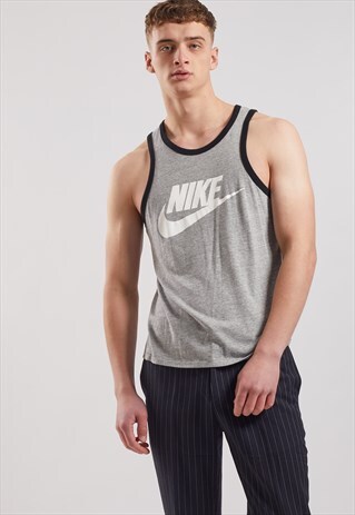 VINTAGE NIKE VEST