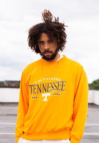 VINTAGE 90'S LEE JEANS SWEATSHIRT IN ORANGE