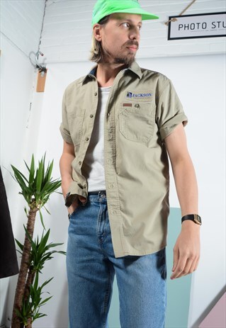 VINTAGE CARHARTT WORKWEAR SHIRT IN BEIGE.