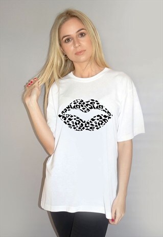 WHITE TSHIRT WITH BLACK & WHITE LEOPARD LIP PRINT