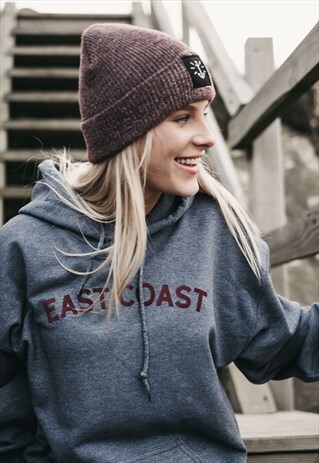 'ANCHOR' EMBROIDERED BEANIE HAT IN HEATHER DAMSON