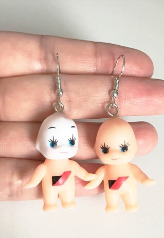 UNEVEN FACE BABY DOLL EARRING