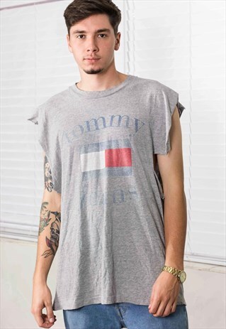 VINTAGE TOMMY HILFIGER DISTRESSED T-SHIRT LOGO 90S XXL 7.9