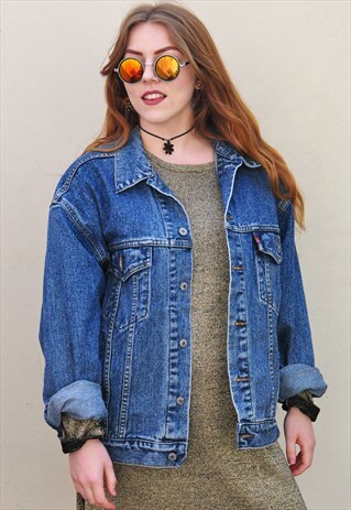 VINTAGE OVERSIZED LEVI BLUE DENIM JACKET