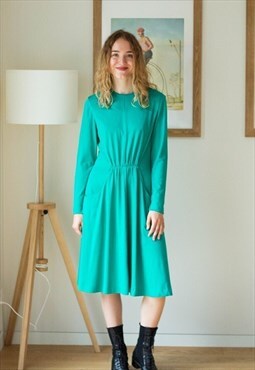 Green long sleeve midi vintage dress
