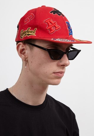 VINTAGE RED NEW ERA FULL-CAP