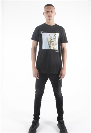 JOAN OF ARC STATUE T-SHIRT