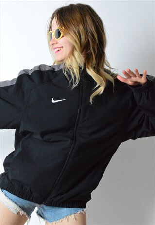 BLACK MINIMALIST NIKE TRACK JACKET