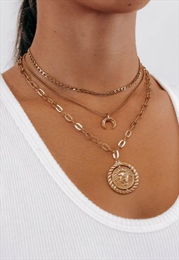 Layered 18k Gold Plated Lion Moon Charm Curb Link Necklace