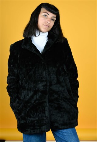 SUPER COZY BEAUTIFUL BLACK FAUX FUR BLAZER JACKET