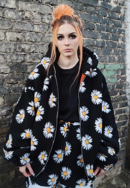 garment image