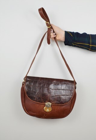FLIP LOCK SADDLE BAG