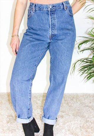 VINTAGE 90'S 501 MID BLUE GUY FIT LEVI JEANS