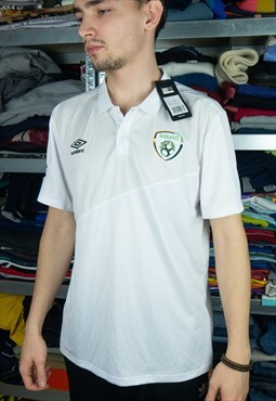 New with tag Umbro Ireland Jersey soccer Polo