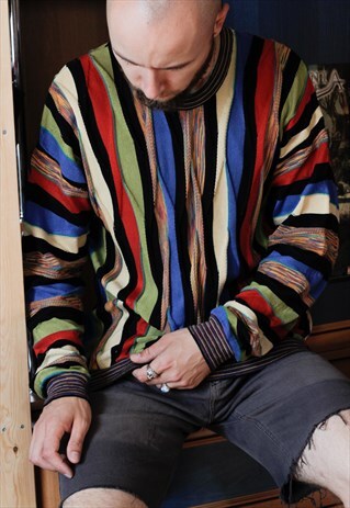 TUNDRA CANADA KNIT SWEATER/ COOGI STYLE