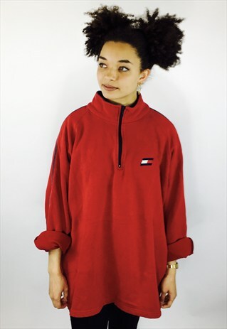 TOMMY HILFIGER 90S SWEATSHIRT