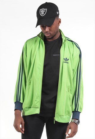 VINTAGE ADIDAS TRACK JACKET