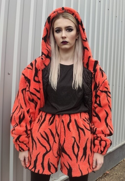 garment image