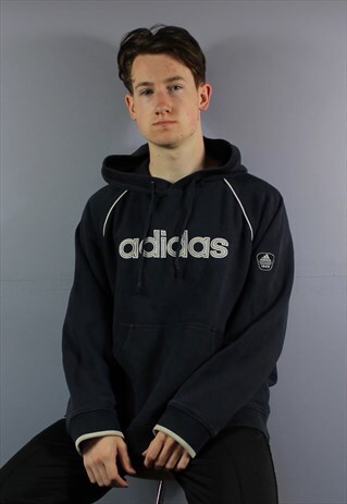VINTAGE ADIDAS HOODIE IN NAVY WITH EMBROIDERED SPELLOUT LOGO