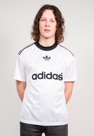 90'S VINTAGE WHITE ADIDAS SPORTS T-SHIRT
