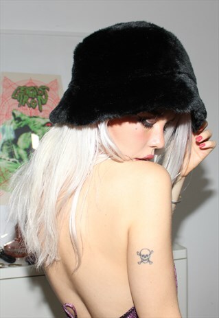 VINTAGE 90S Y2K BLACK FAUX FUR BUCKET HAT