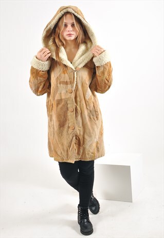 VINTAGE SHEARLING SHERPA HOODED COAT IN BEIGE