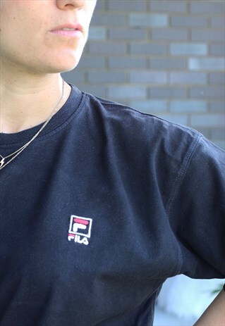 VINTAGE Y2K FILA BLACK OVERSIZED EMBROIDERED LOGO SHIRT