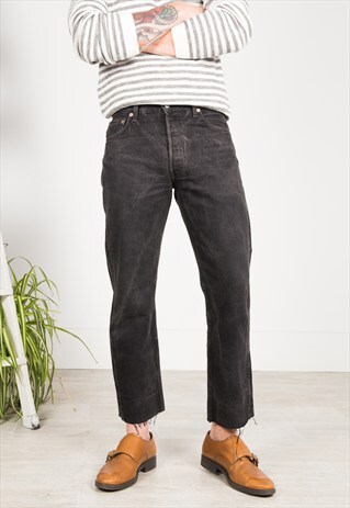 VINTAGE 80S LEVI'S 501 CUT OFF / AVELINASREWORKS/ 0030 / 901