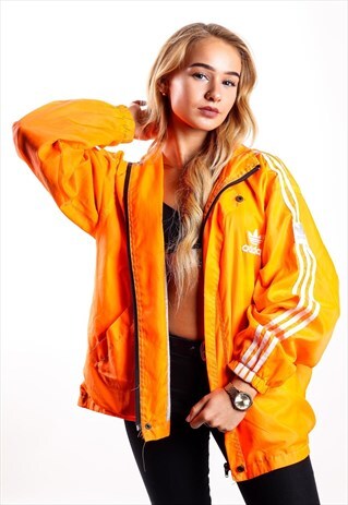 VINTAGE ADIDAS SHELL JACKET J1791
