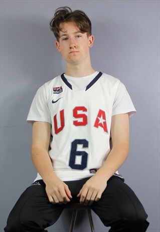 VINTAGE NIKE USA BASKETBALL JERSEY IN WHITE WITH EMBROIDERED