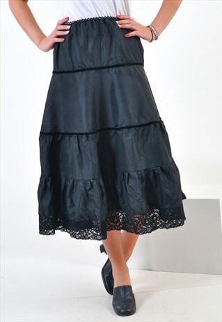 VINTAGE MIDI SKIRT IN BLACK