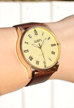Gold Numeral Watch with Sparkling Face