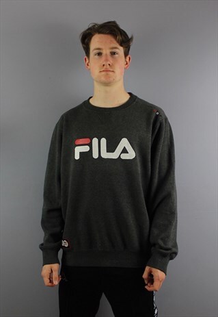 VINTAGE FILA SWEATSHIRT IN GREY WITH RUBBER PRINT LOGO. SIZE
