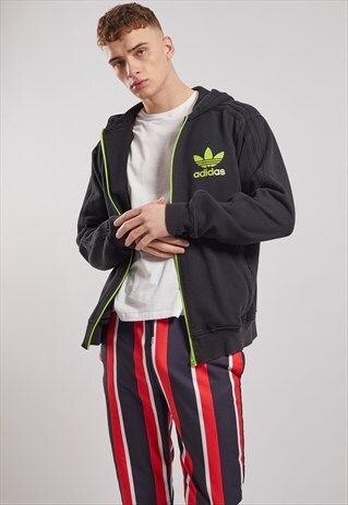 VINTAGE ADIDAS ZIP-UP HOODIE