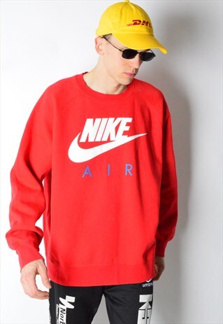 RED NIKE SWEATSHIRT