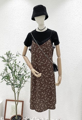 VINTAGE-ISNPIRED FLORAL PRINT SLIP DRESS WITH LACE