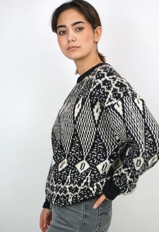 VINTAGE 90'S JUMPER
