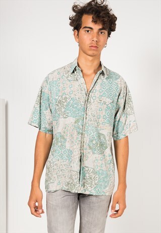 ON SALE VINTAGE 80S CRAZY PRINT SHIRT / S1822