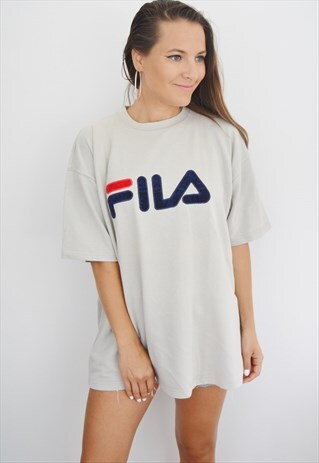 90S FILA VINTAGE LOGO TEE/ T-SHIRT