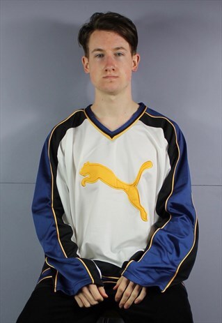 VINTAGE PUMA SWEATSHIRT IN WHITE WITH EMBROIDERED SPELL OUT