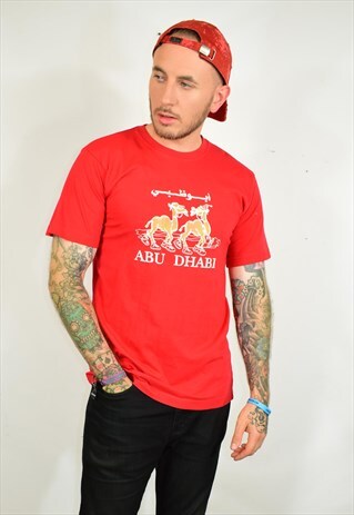 VINTAGE 90S ABU DHABI RED PRINT GRAPHIC SOUVENIR T SHIRT