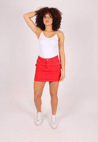 RODEO MINI DENIM SKIRT IN DEEP RED