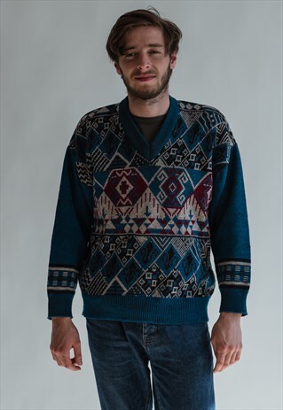 VINTAGE 80S FUNKY V-NECK JUMPER IN BLUE