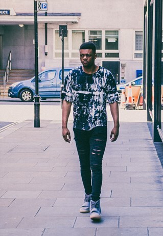 ACID BLACK OVERSIZED T-SHIRT