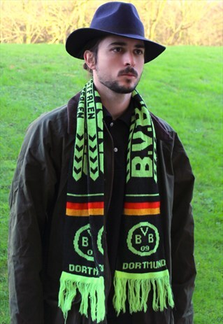 VINTAGE BORUSSIA DORTMUND SOCCER FOOTBALL SCARF BUNDESLIGA