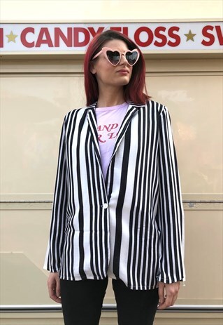 VINTAGE BLACK AND WHITE STRIPED BLAZER