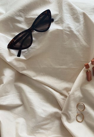 CAT EYE DARK TORTOISE SUNGLASSES