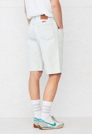 VINTAGE RETRO LIGHT BLUE WRANGLER DENIM SHORTS