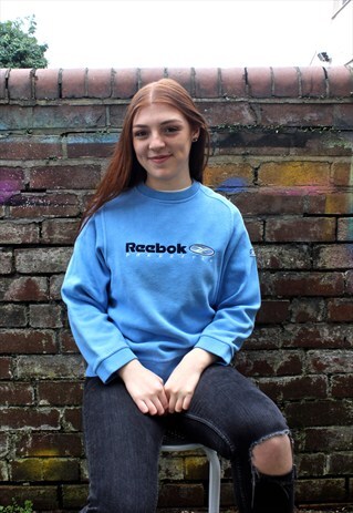 REEBOK SWEATSHIRT